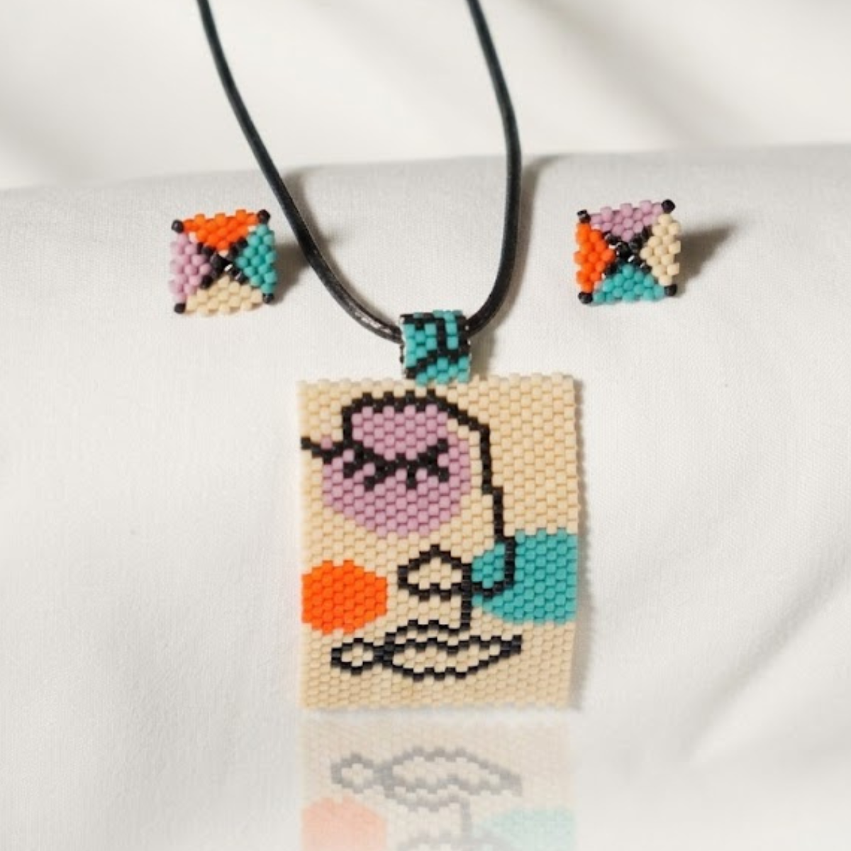 Collares